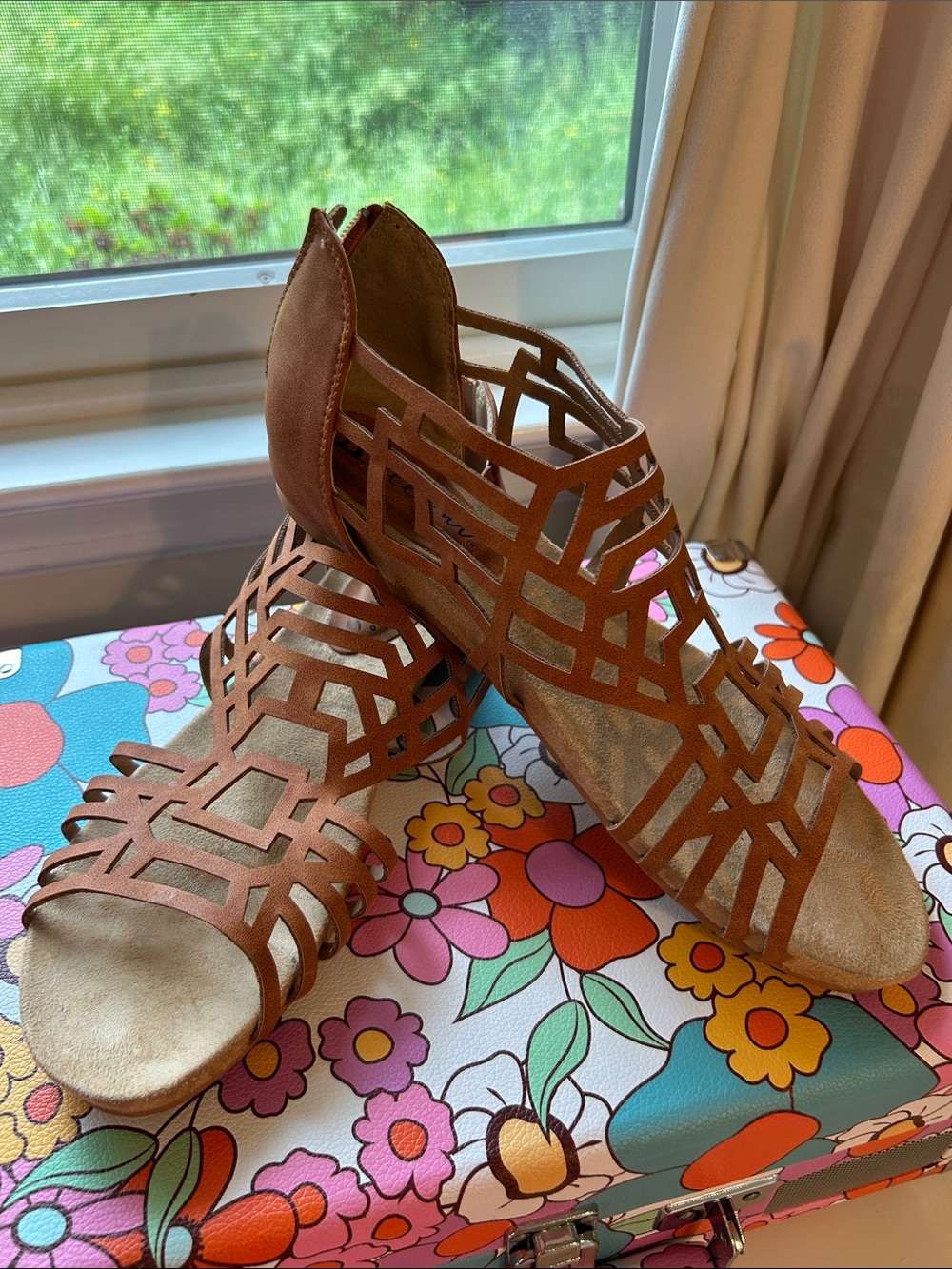 Bellini Brown Laser-Cut Cage Sandals